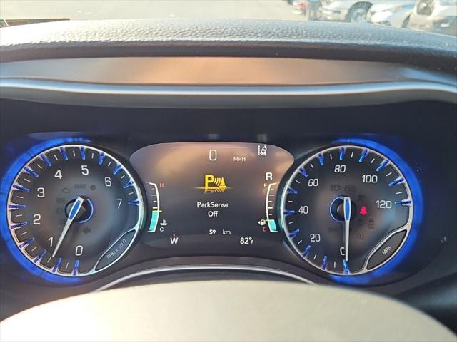 2026 Chrysler Pacifica Select AWD