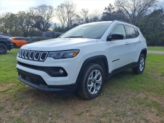 2026 Jeep Compass COMPASS LATITUDE 4X4
