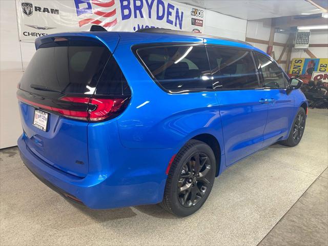 2026 Chrysler Pacifica PACIFICA SELECT AWD