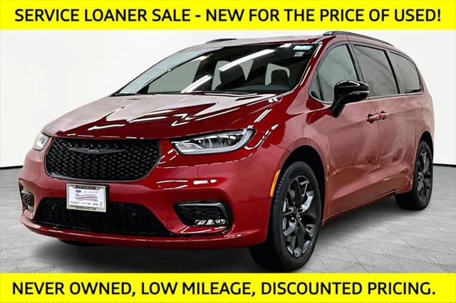 2026 Chrysler Pacifica PACIFICA SELECT AWD