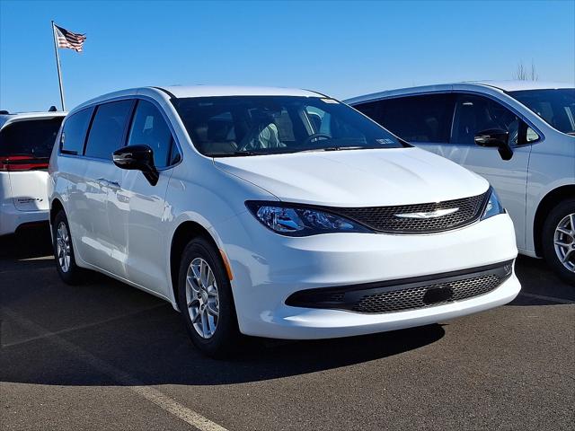 2026 Chrysler Voyager VOYAGER LX