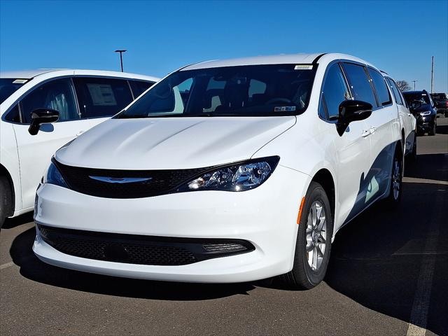 2026 Chrysler Voyager VOYAGER LX