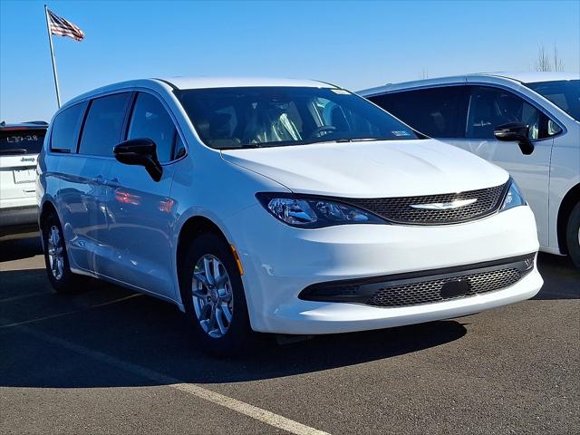 2026 Chrysler Voyager VOYAGER LX