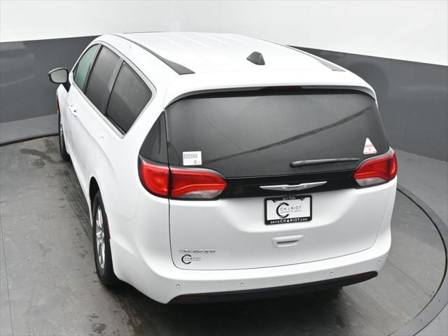 2026 Chrysler Voyager LX