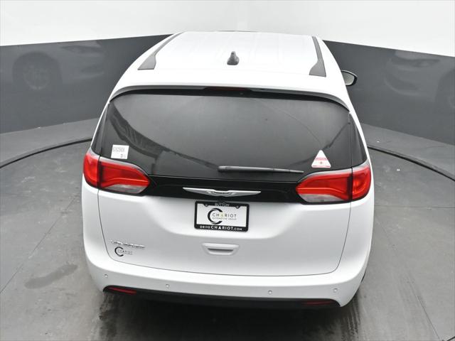 2026 Chrysler Voyager LX