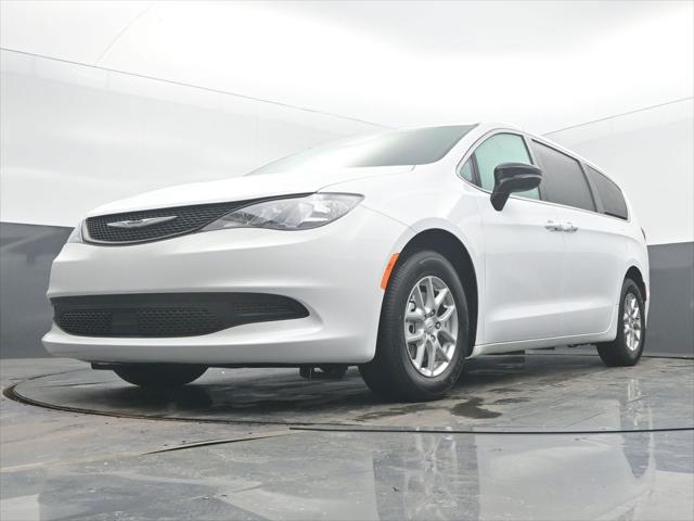 2026 Chrysler Voyager LX
