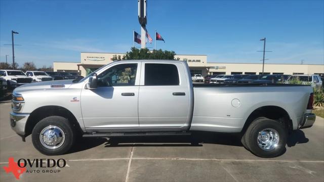 2026 RAM Ram 3500 RAM 3500 TRADESMAN CREW CAB 4X4 8 BOX