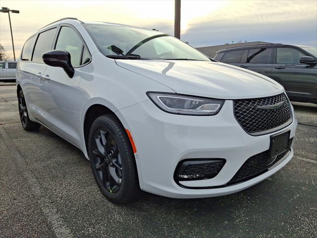 2026 Chrysler Pacifica PACIFICA LIMITED AWD