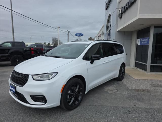 2026 Chrysler Pacifica PACIFICA LIMITED AWD