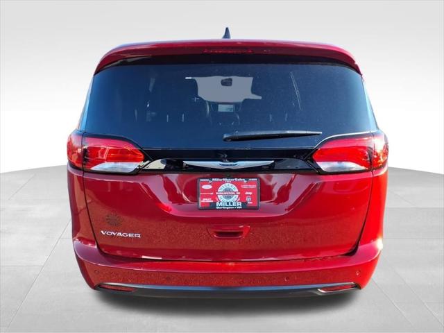 2026 Chrysler Voyager LX