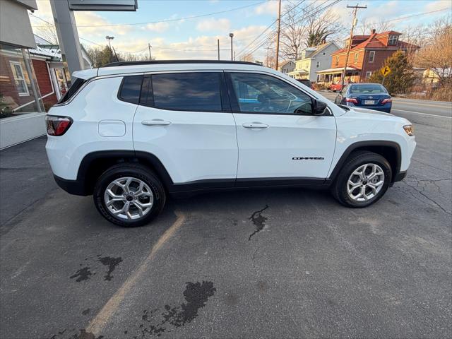 2026 Jeep Compass COMPASS LATITUDE ALTITUDE 4X4 2026 Jeep Compass COMPASS LATITUDE ALTITUDE 4X4