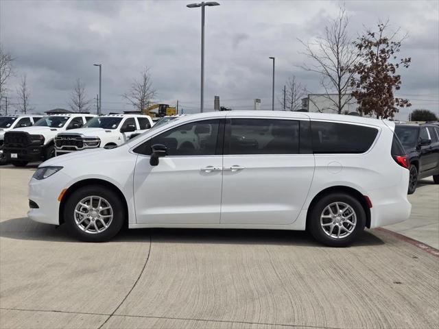 2026 Chrysler Voyager VOYAGER LX