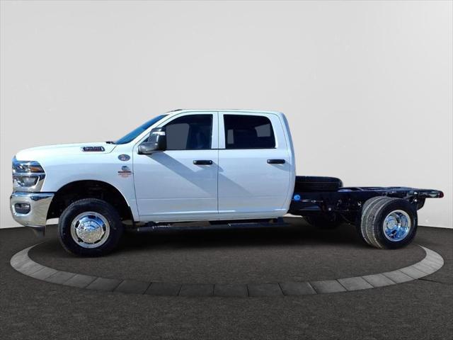 2026 RAM Ram 3500 Chassis Cab RAM 3500 TRADESMAN CREW CAB CHASSIS 4X4 60 CA