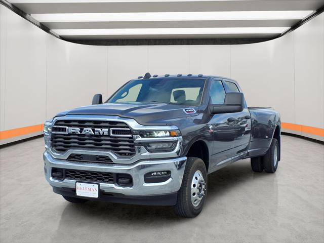 2026 RAM Ram 3500 RAM 3500 TRADESMAN CREW CAB 4X4 8 BOX