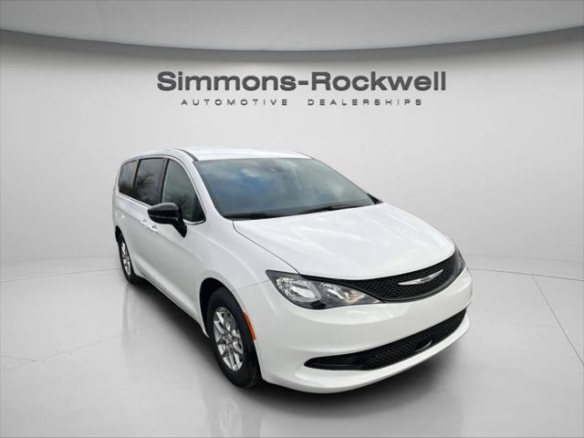 2026 Chrysler Voyager VOYAGER LX