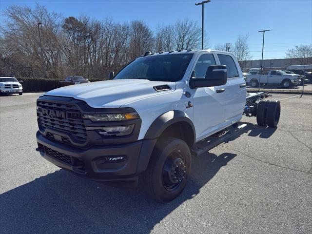 2026 RAM Ram 5500 Chassis Cab RAM 5500 TRADESMAN CHASSIS CREW CAB 4X4 84 CA