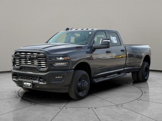 2026 RAM Ram 3500 RAM 3500 TRADESMAN CREW CAB 4X4 8 BOX