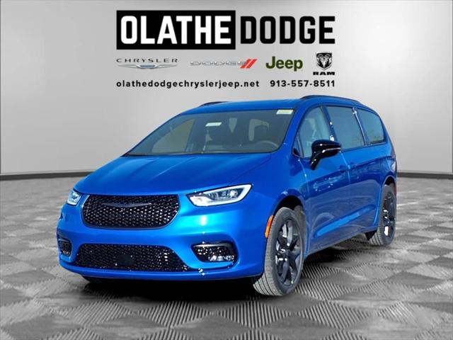 2026 Chrysler Pacifica PACIFICA LIMITED AWD