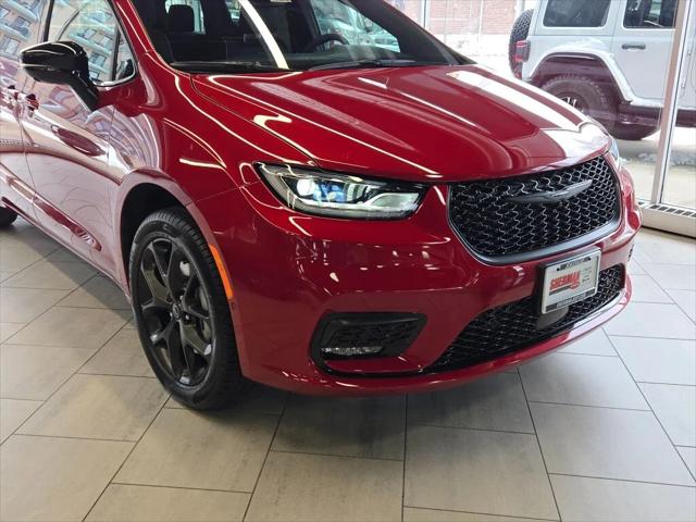 2026 Chrysler Pacifica PACIFICA LIMITED AWD