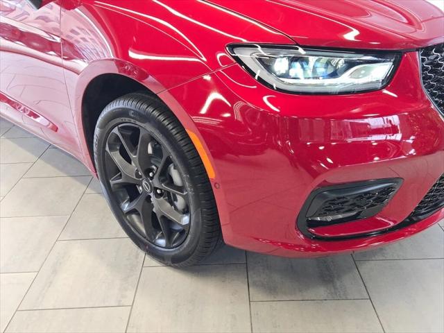 2026 Chrysler Pacifica PACIFICA LIMITED AWD