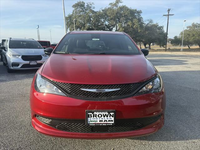 2026 Chrysler Voyager VOYAGER LX