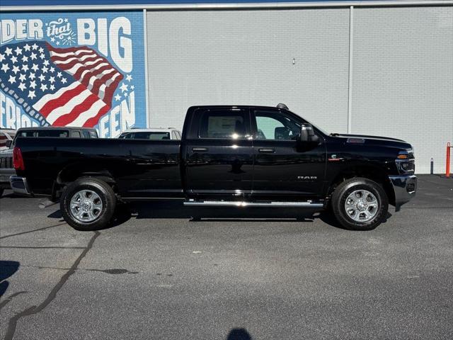 2026 RAM Ram 3500 RAM 3500 BIG HORN CREW CAB 4X4 8 BOX