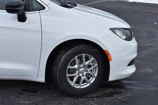 2026 Chrysler Voyager VOYAGER LX