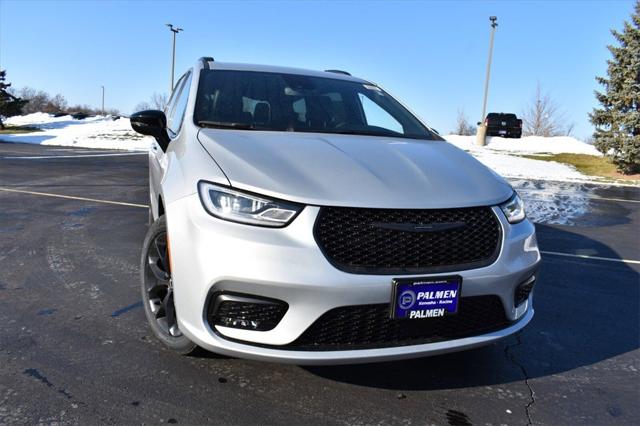 2026 Chrysler Pacifica PACIFICA SELECT AWD