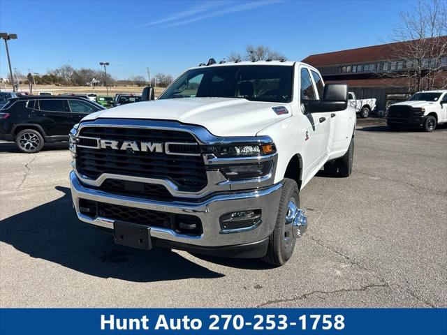 2026 RAM Ram 3500 RAM 3500 TRADESMAN CREW CAB 4X4 8 BOX