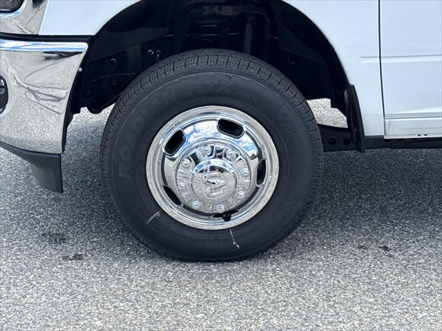 2026 RAM 3500 Chassis RAM 3500 TRADESMAN CHASSIS REGULAR CAB 4X4 60 CA