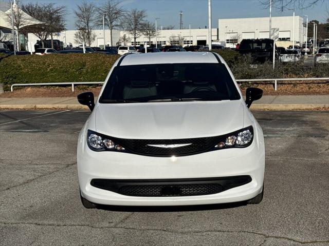 2026 Chrysler Voyager VOYAGER LX
