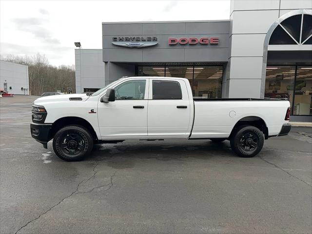 2026 RAM Ram 3500 RAM 3500 TRADESMAN CREW CAB 4X4 8 BOX