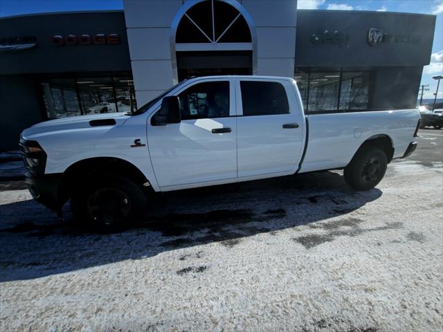 2026 Ram 3500 Tradesman Crew Cab 4x4 8' Box