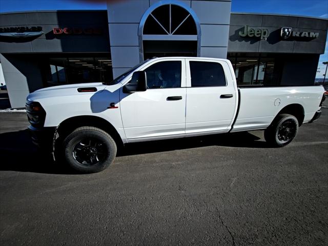 2026 RAM Ram 3500 RAM 3500 TRADESMAN CREW CAB 4X4 8 BOX