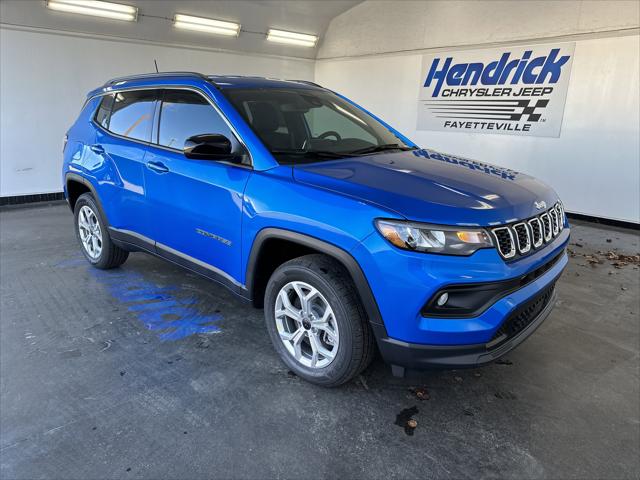 2026 Jeep Compass COMPASS LATITUDE 4X4