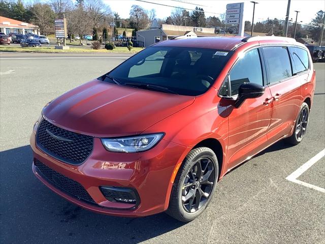 2026 Chrysler Pacifica PACIFICA SELECT AWD