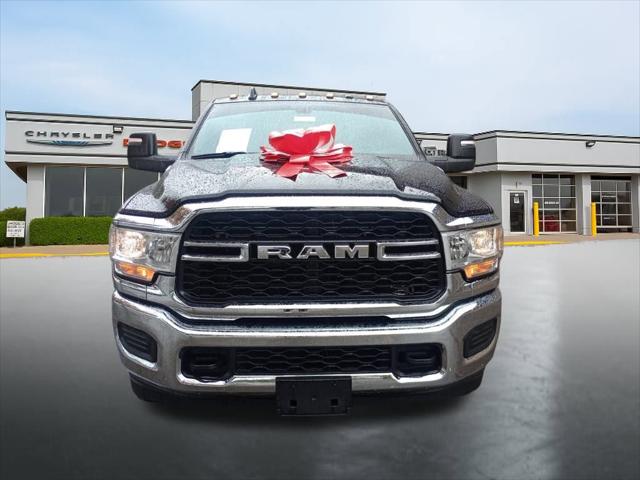 2024 RAM 3500 Tradesman Crew Cab 4x4 8 Box 2024 RAM 3500 Tradesman Crew Cab 4x4 8 Box