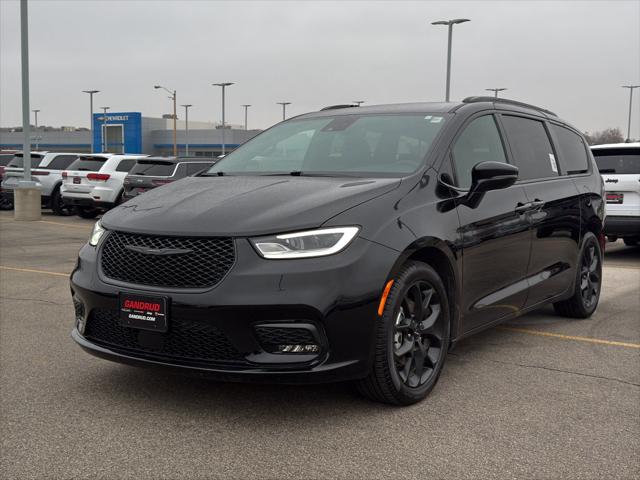 2024 Chrysler Pacifica Touring L 2024 Chrysler Pacifica Touring L