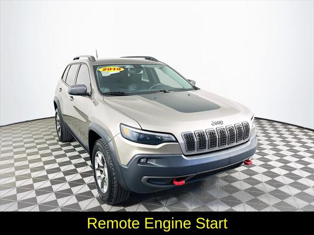 2019 Jeep Cherokee Trailhawk 4x4 2019 Jeep Cherokee Trailhawk 4x4