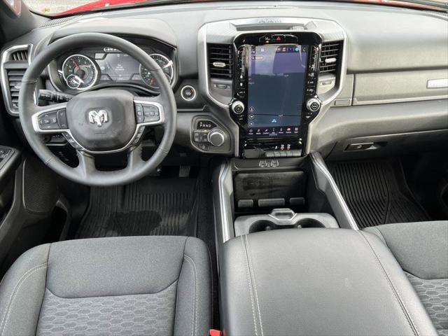 2025 RAM 1500 Big Horn Crew Cab 4x4 57 Box 2025 RAM 1500 Big Horn Crew Cab 4x4 57 Box