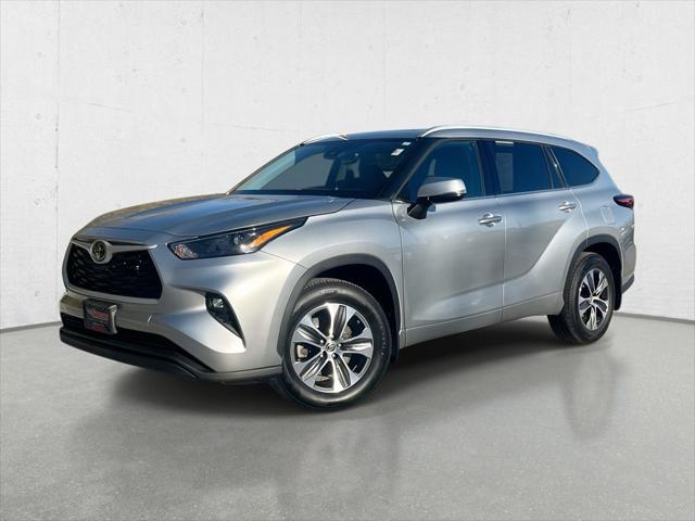 2022 Toyota Highlander XLE 2022 Toyota Highlander XLE
