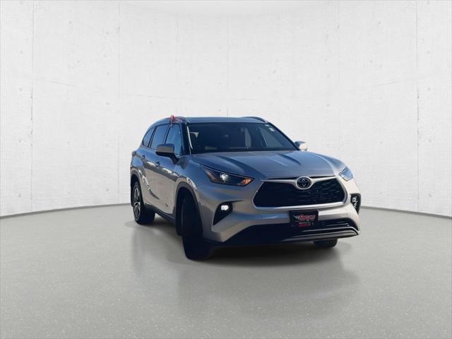 2022 Toyota Highlander XLE 2022 Toyota Highlander XLE