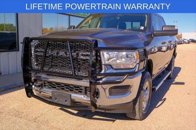 2020 RAM 3500 Tradesman Crew Cab 4x4 64 Box