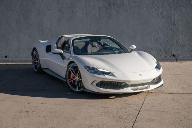 2024 Ferrari 296 GTS 2024 Ferrari 296 GTS