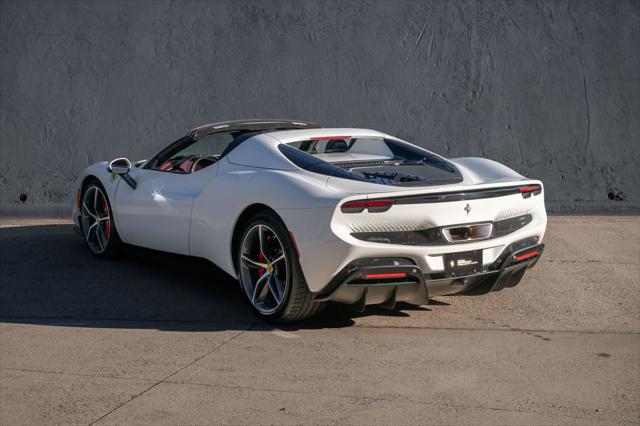 2024 Ferrari 296 GTS 2024 Ferrari 296 GTS