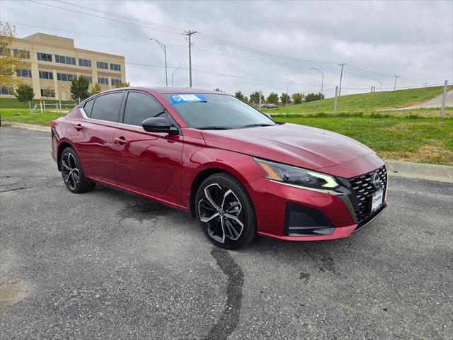 2024 Nissan Altima SR Intelligent AWD 2024 Nissan Altima SR Intelligent AWD