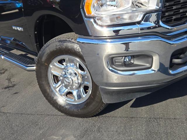 2024 RAM 2500 Big Horn Crew Cab 4x4 64 Box 2024 RAM 2500 Big Horn Crew Cab 4x4 64 Box