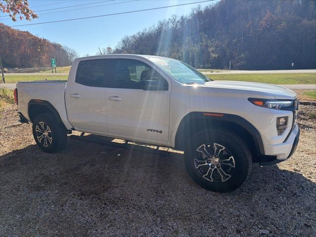 2024 GMC Canyon 4WD AT4 2024 GMC Canyon 4WD AT4