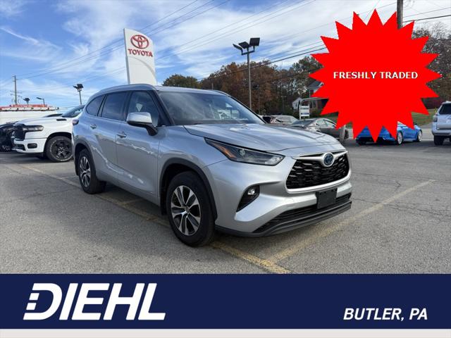 2022 Toyota Highlander Hybrid XLE 2022 Toyota Highlander Hybrid XLE