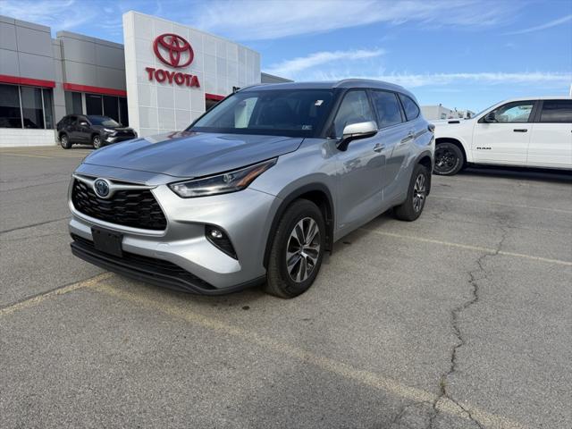 2022 Toyota Highlander Hybrid XLE 2022 Toyota Highlander Hybrid XLE